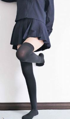 无码专区va亚洲V天堂_日本成人在线