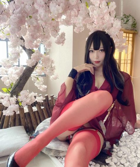 中国青年蔡益帆的童年经历_十万网红美女美酱